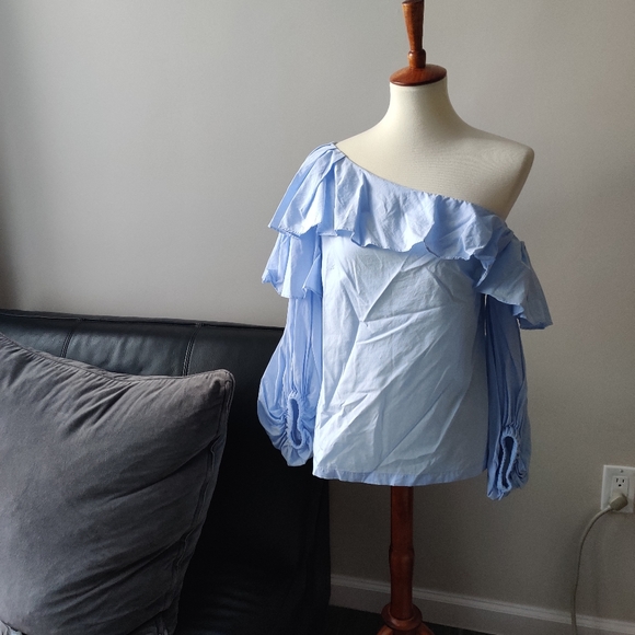 Off shoulder top - Picture 4 of 5